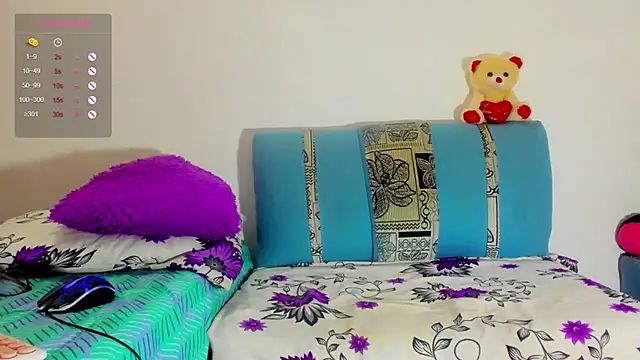 Snapshot of Zamara_milf chatting on February 21, 2025, 3:10 pm Zamara milf online show from February 21, 2025, 3:10 pm