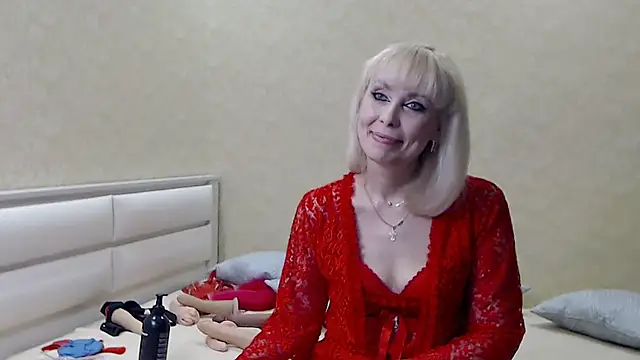 Snapshot of LadyMargo888 chatting on March 18, 2025, 5:42 pm LadyMargo888 online show from March 18, 2025, 5:42 pm