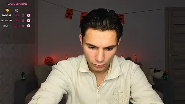 denlover1 online show from October 13, 2025, 5:29 am