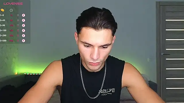 denlover1 online show from October 29, 2025, 9:00 am