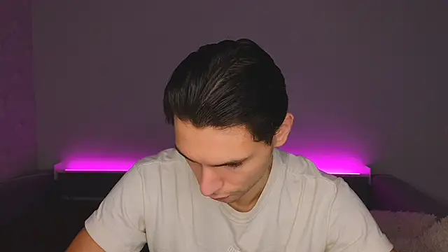 denlover1 online show from February 13, 2026, 8:21 am