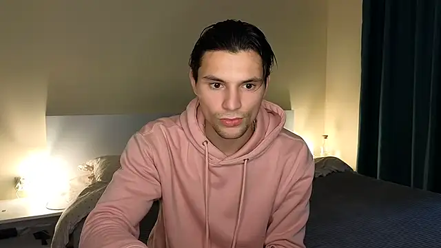 denlover1 online show from April 4, 2026, 3:31 pm