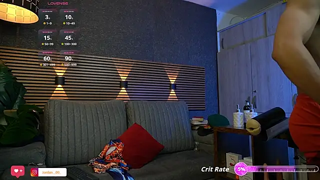  EUFRATES  online show from September 20, 2025, 6:09 pm