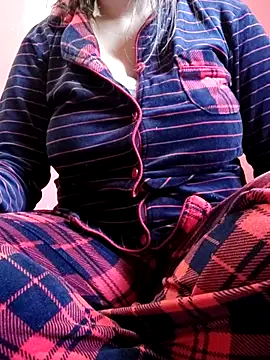 Snapshot of 3ahhd chatting on March 18, 2025, 1:09 pm 3ahhd online show from March 18, 2025, 1:09 pm