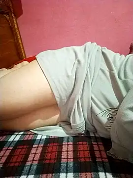 Snapshot of 3ahhd chatting on October 31, 2025, 7:15 pm 3ahhd online show from October 31, 2025, 7:15 pm