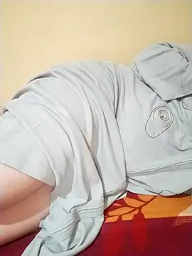 Snapshot of 3ahhd chatting on November 24, 2025, 1:22 pm 3ahhd online show from November 24, 2025, 1:22 pm