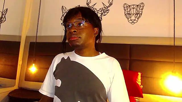 candy lovee69 online show from February 20, 2025, 10:26 pm