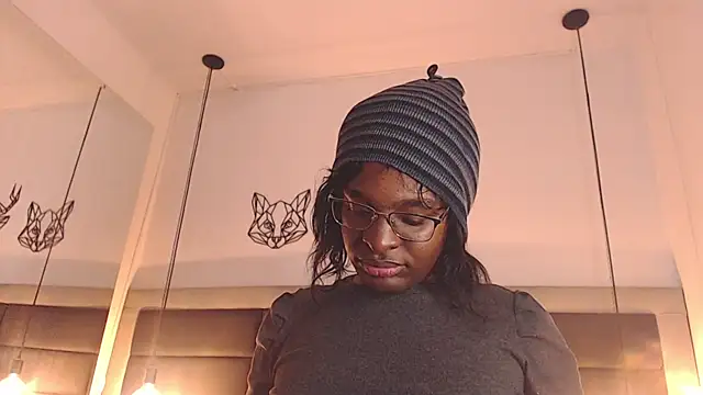 candy lovee69 online show from October 10, 2025, 10:42 pm