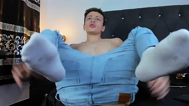 Angel Cuervo online show from January 24, 2025, 3:45 pm