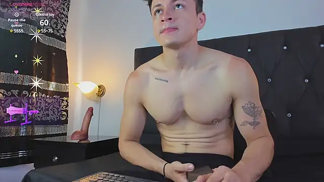 Angel Cuervo online show from February 18, 2025, 7:30 pm