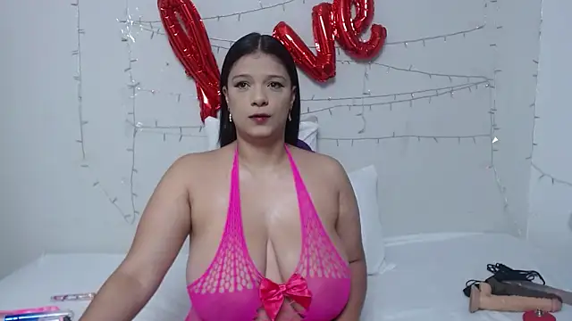 Nicol Love0 online show from February 27, 2025, 3:48 pm