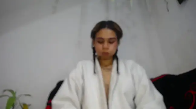 Snapshot of diamonmeli chatting on January 10, 2025, 5:02 pm diamonmeli online show from January 10, 2025, 5:02 pm