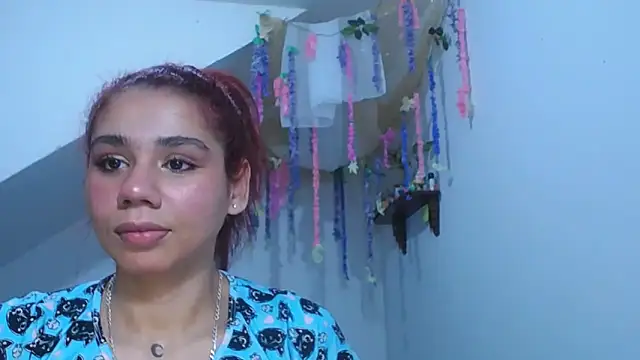 Snapshot of diamonmeli chatting on March 11, 2025, 7:25 pm diamonmeli online show from March 11, 2025, 7:25 pm