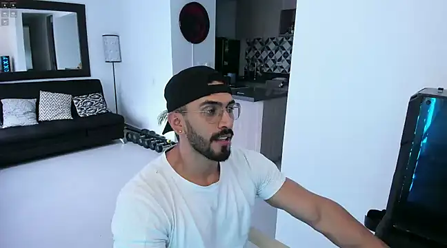 tony muscle online show from February 15, 2025, 9:37 pm