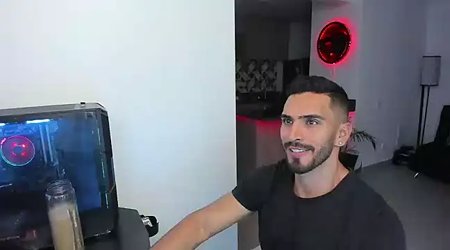 tony muscle online show from March 6, 2025, 11:42 pm