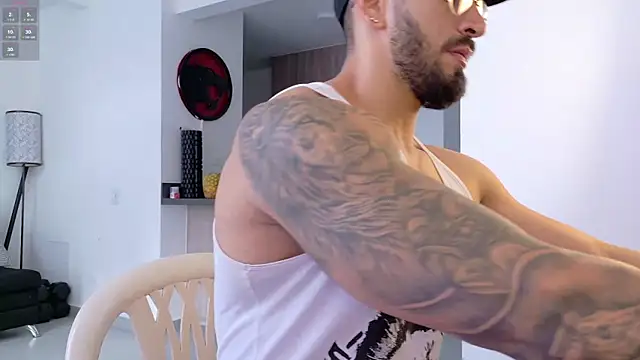 tony muscle online show from November 30, 2025, 9:30 pm