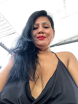 Hot Rose83 online show from January 31, 2025, 9:48 pm