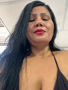 Hot Rose83 online show from March 5, 2025, 9:59 pm
