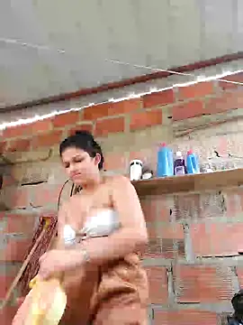 girl milk1 online show from March 13, 2025, 7:06 pm