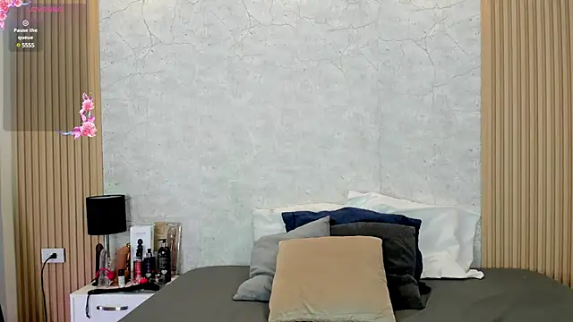 mayragonzpe   online show from February 21, 2025, 1:22 pm