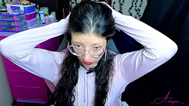 Snapshot of _Arlequin_ chatting on June 13, 2026, 8:51 pm Arlequin online show from June 13, 2026, 8:51 pm
