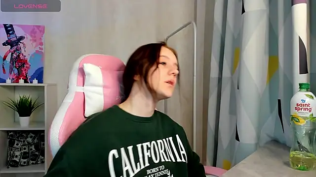 Tonya Gray online show from December 29, 2024, 12:09 am