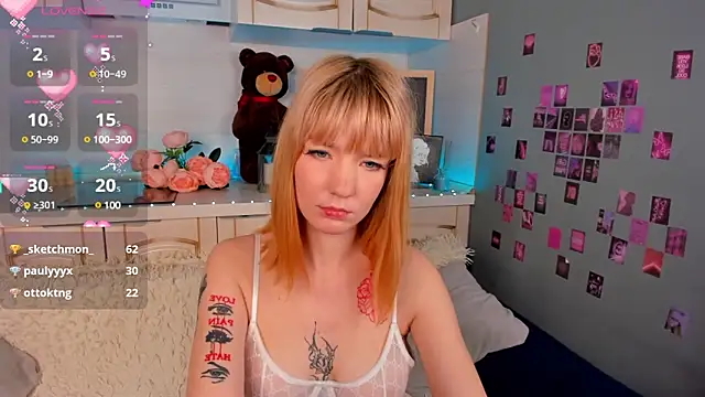 Linablueeyed online show from February 26, 2025, 2:25 pm