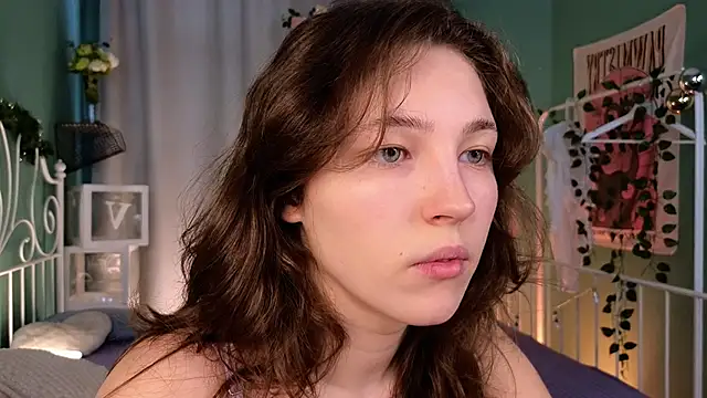 cherry lea online show from January 5, 2025, 11:37 am