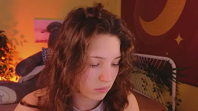 cherry lea online show from February 23, 2025, 7:49 pm