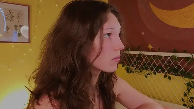 cherry lea online show from October 18, 2025, 4:30 pm