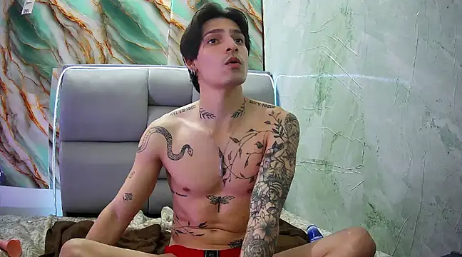 Apolo Hidalgo01 online show from February 1, 2025, 7:34 pm