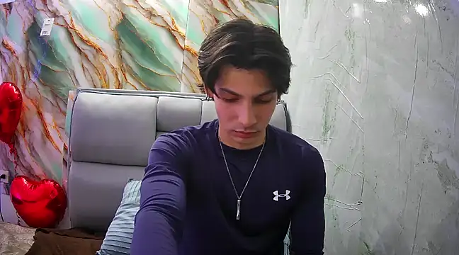 Apolo Hidalgo01 online show from February 11, 2025, 4:35 pm