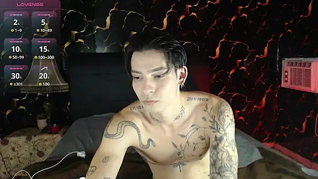 Apolo Hidalgo01 online show from November 7, 2025, 10:32 pm