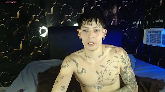 Snapshot of Apolo_Hidalgo01 chatting on May 6, 2026, 9:20 pm Apolo Hidalgo01 online show from May 6, 2026, 9:20 pm