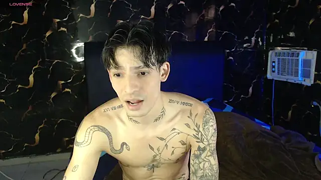 Snapshot of Apolo_Hidalgo01 chatting on June 15, 2026, 9:39 pm Apolo Hidalgo01 online show from June 15, 2026, 9:39 pm