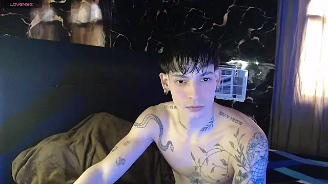 Snapshot of Apolo_Hidalgo01 chatting on June 21, 2026, 9:39 pm Apolo Hidalgo01 online show from June 21, 2026, 9:39 pm