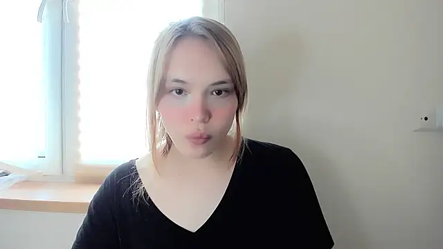 fem to online show from February 14, 2025, 9:34 am