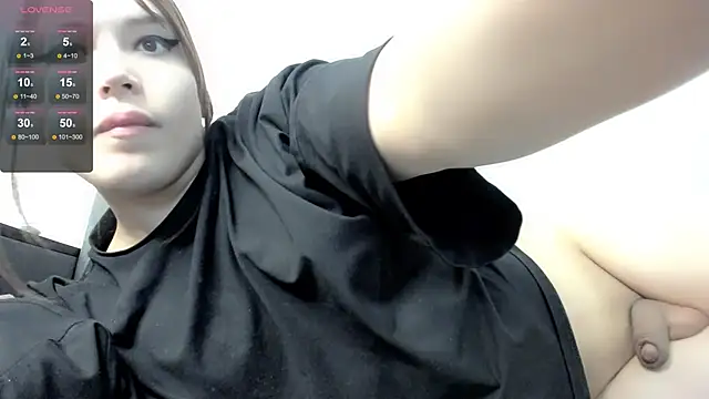 fem to online show from November 1, 2025, 9:17 pm