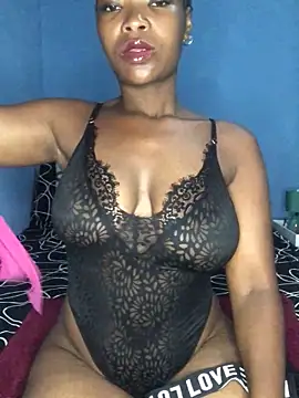 NunuBerry16 online show from January 5, 2025, 4:04 am