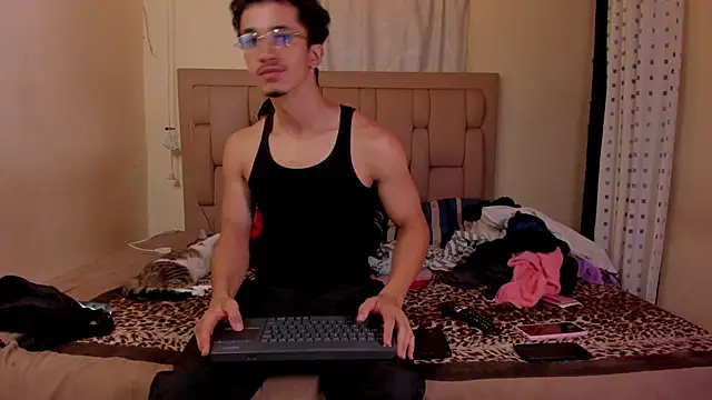 stepcouple XXX online show from November 6, 2025, 12:44 am