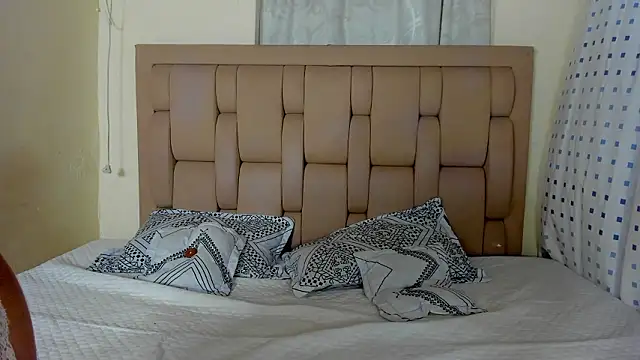 stepcouple XXX online show from February 22, 2026, 7:56 pm