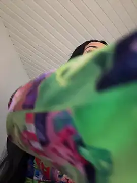 Anily Lovely online show from February 17, 2025, 9:08 pm