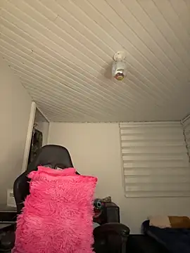 Anily Lovely online show from October 6, 2025, 12:41 am