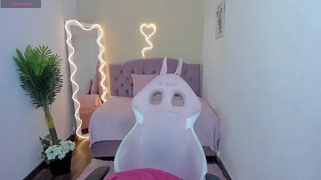 kendra tay online show from January 10, 2025, 3:07 am