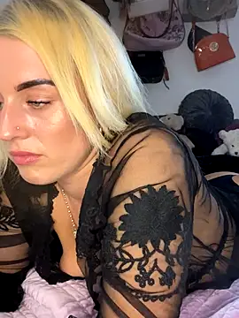 Barbie 26 online show from November 30, 2025, 3:16 pm