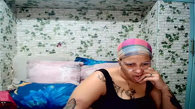 Indian candyXX online show from April 20, 2026, 4:21 pm