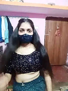 Snapshot of Cute-Simmi chatting on December 11, 2024, 7:31 am Cute-Simmi online show from December 11, 2024, 7:31 am