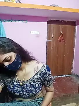 Snapshot of Cute-Simmi chatting on December 13, 2024, 6:31 am Cute-Simmi online show from December 13, 2024, 6:31 am