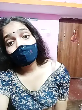 Snapshot of Cute-Simmi chatting on January 18, 2025, 5:48 pm Cute-Simmi online show from January 18, 2025, 5:48 pm