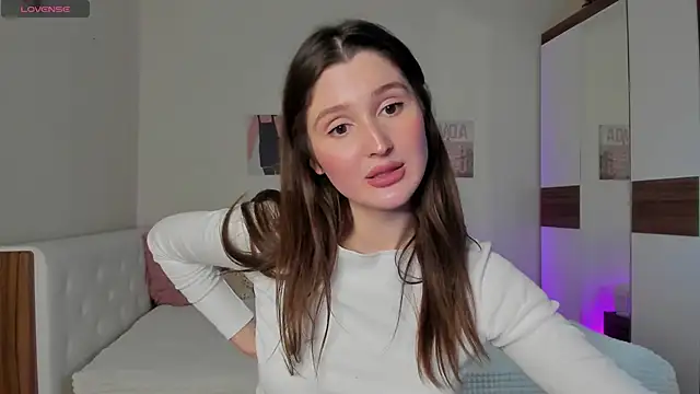 Snapshot of tender_babyy chatting on January 31, 2025, 2:28 pm tender babyy online show from January 31, 2025, 2:28 pm